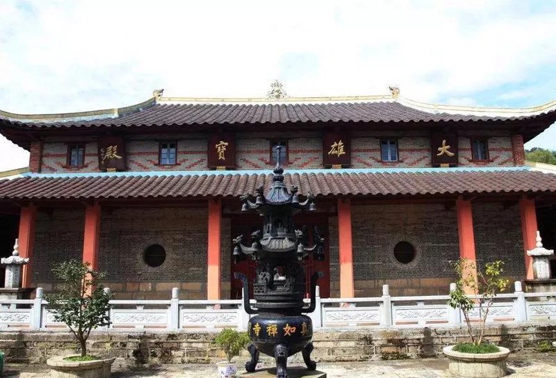 圭峰禅院:西充县内的 Spiritual 景点